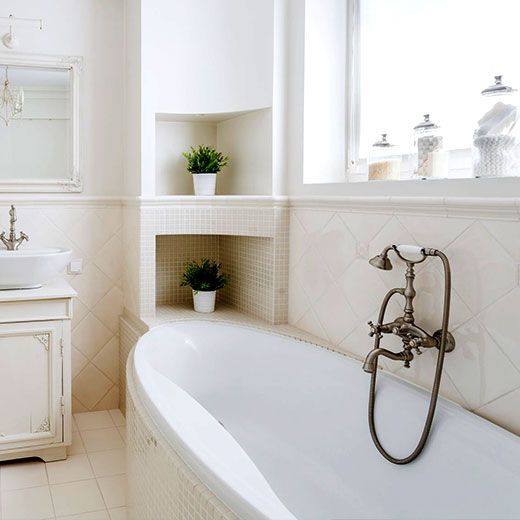 The Shower and Tub Plumbing Professionals in Ionia